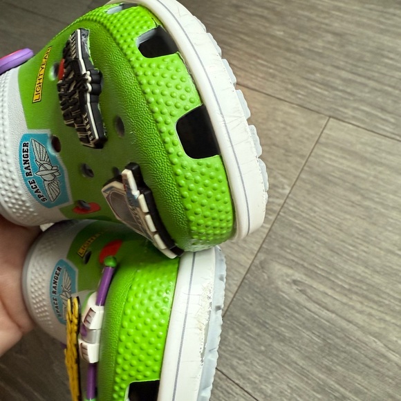 Crocs Toy Story Buzz Classic Clog - Picture 3 of 6